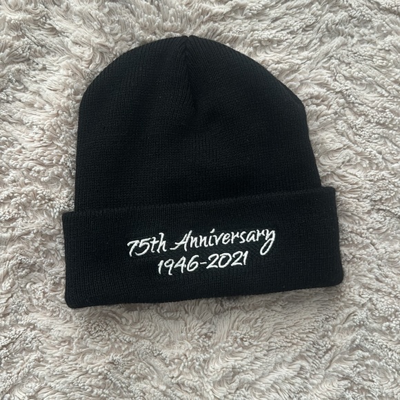 Black Toque - Picture 4 of 4